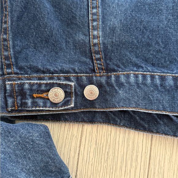 Ralph Lauren Cropped Jean Jacket Size Large - Picture 4 of 7